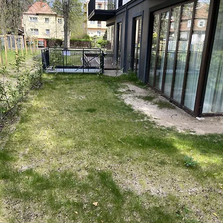 Seaside Garden 2 Apartment *